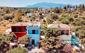 Meraki Villa & Apartments